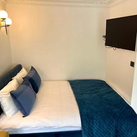 Apartment Pres Des Champs-elysees Paris